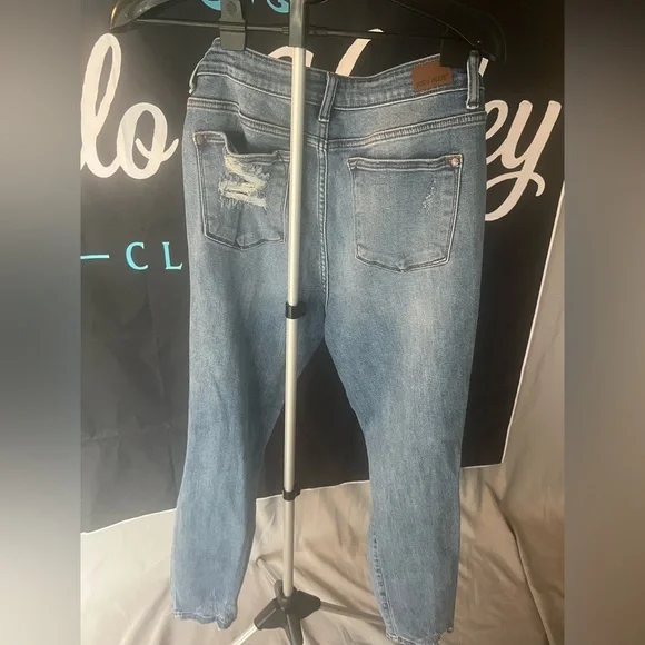 Judy Blue Distressed Light Blue Boyfriend Jeans - Picture 4 of 4